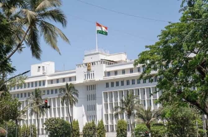 नवा जीआर जारी, ग्राम पंचायत सदस्य होण्यासाठी ही अट लागू