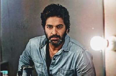 रॉक ऑनफेम अभिनेत्याला कोरोना, पत्नी-मुलांनाही लागण