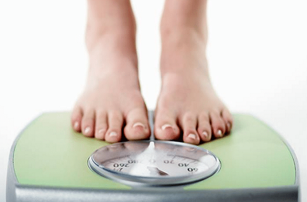 अनियमित खाण्यामुळेच नाही तर या वैद्यकीय कारणांमुळे वाढते वजन, जाणून घ्या याबद्दल सर्व माहिती