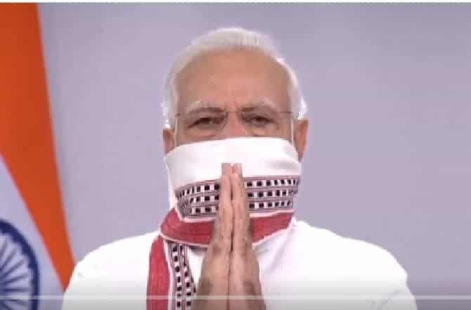 तोंडावर गमछा बांधून संबोधन सुरु, कोरोना रोखण्यासाठी पंतप्रधान नरेंद्र मोदींची सप्तपदी