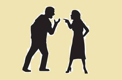 पुण्यात लॉकडाऊन जोडप्यांमध्ये कौटुंबिक हिंसाचार वाढला, नवरोबांना क्वारंटाईनचा इशारा