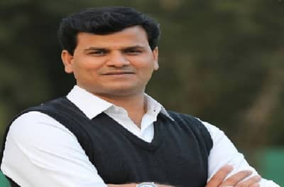 आमदार रवी राणा यांची प्रकृती बिघडली, खासगी रुग्णालयात अॅडमिट