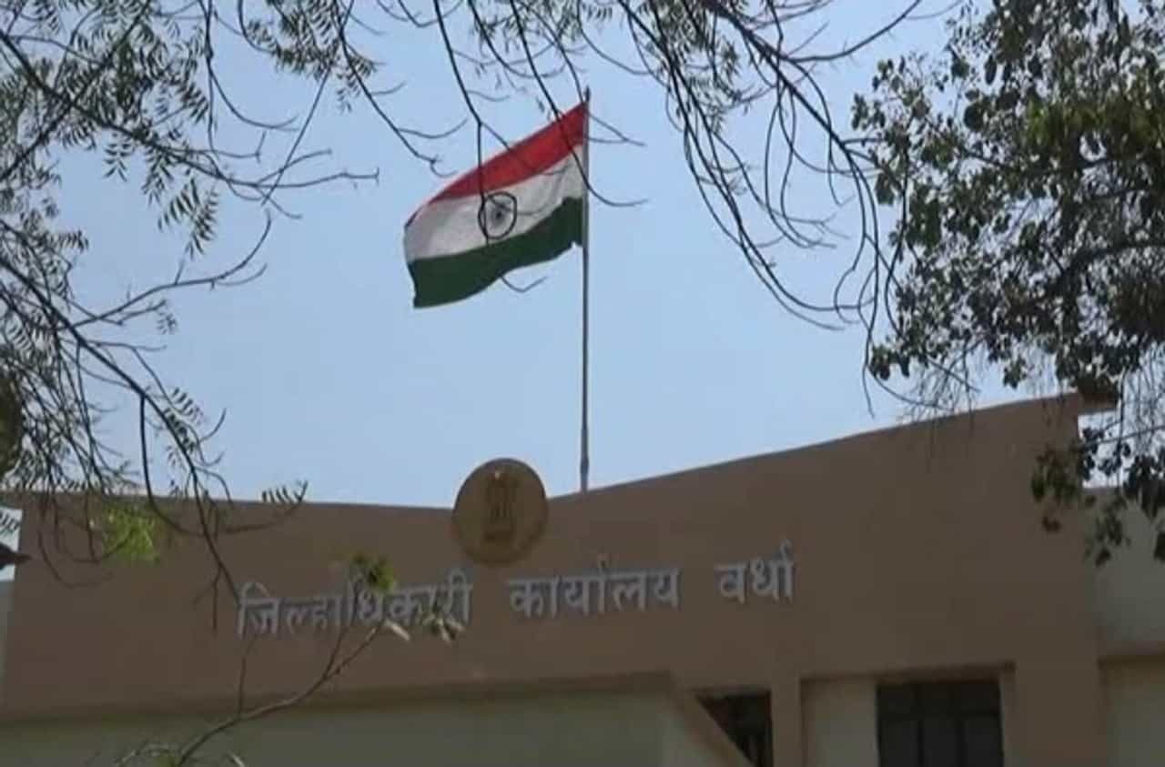 छोट्या दुकानांचे एप्रिल महिन्याचे भाडे माफ करा, वर्धा जिल्हाधिकाऱ्यांचे आदेश