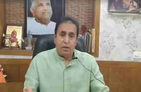 पालघर हत्याप्रकरणात अटकेतील एकही मुस्लिम नाही, गृहमंत्र्यांकडून 101 आरोपींची नावं जाहीर