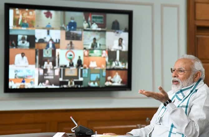 कोरोनाचं संकट कायम, लॉकडाऊन कडक करण्याचा निर्णय सर्वस्वी राज्यांचा : पंतप्रधान मोदी