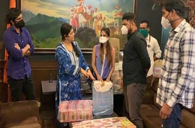 पीपीई किट्स घातल्याने दहा तास उपाशी, अमित ठाकरेंकडून मार्डच्या डॉक्टरांसाठी उच्च प्रथिनयुक्त आहाराची व्यवस्था