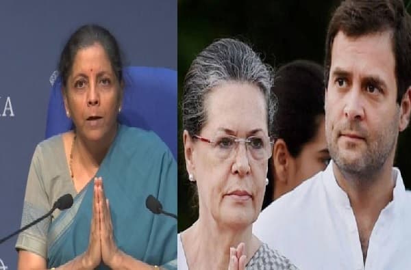 ड्रामेबाजी करण्यापेक्षा मजुरांच्या सूटकेस धरा, सीतारमन राहुल गांधींवर भडकल्या, सोनियांना हात जोडून विनंती