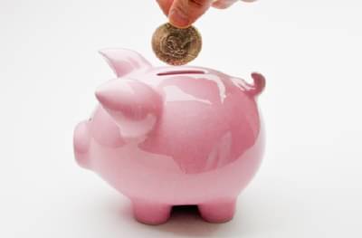 लॉकडाऊनमध्ये बँकांच्या ठेवी वाढल्या, महिन्याभरात 139391 कोटी रुपयांनी वाढ