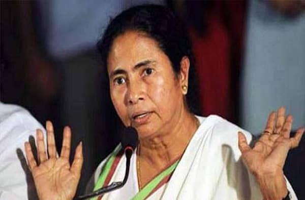 एक वेळ माझा गळा चिरा, पण... ममता बॅनर्जी आक्रमक