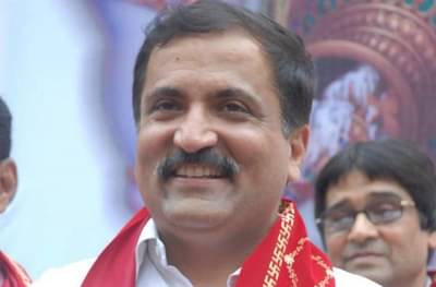 शेतकऱ्यांसाठी मदत हवेय ना, मग केंद्रासोबत कटुता कशाला वाढवता- अतुल भातखळकर