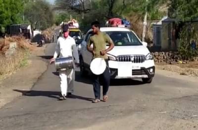 बीडमधील माणुसकी, बाहेरुन येणाऱ्यांचं वाजत-गाजत स्वागत, घरातच क्वारंटाईन
