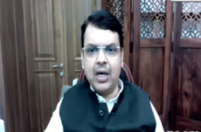 महापूर विरुद्ध चक्रीवादळ, फडणवीसांकडून मदतीची आठवण, NDRF स्टँडिग ऑर्डरचा दाखला