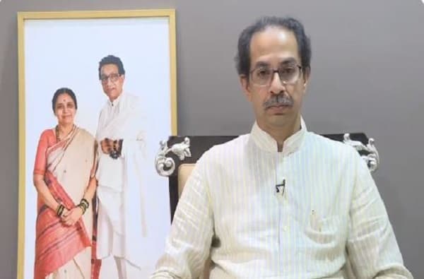 मुख्यमंत्र्यांकडून वादळग्रस्त रत्नागिरी-सिंधुदुर्गाचा आढावा, 100 कोटींची एकत्रित मदत जाहीर