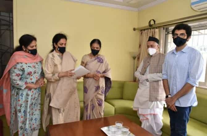 राज्यपाल भगतसिंग कोश्यारी ठाकरे-पाटणकर कुटुंबीयांच्या भेटीला