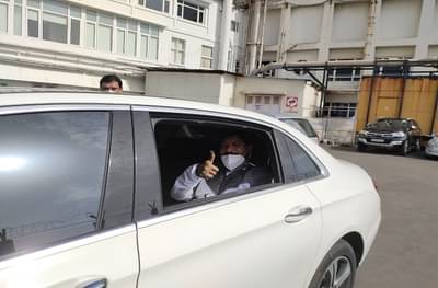 Dhananjay Munde Corona Free | धनंजय मुंडेंची कोरोनावर मात, हात जोडून डॉक्टर, नर्ससह आरोग्य कर्मचाऱ्यांचे आभार