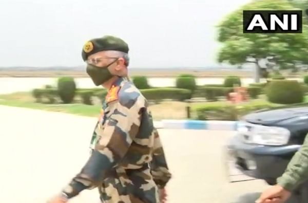 लष्कर प्रमुख जनरल मनोज मुकुंद नरवणे लडाखला, भारत-चीनमध्ये तणावाच्या पार्श्वभूमीवर दौरा