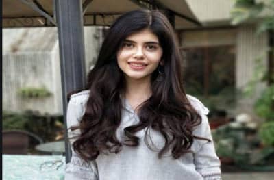 Sushant Singh Suicide Investigation | अभिनेत्री संजना संघीची 9 तास चौकशी, मी टूच्या कथित आरोपांवर प्रश्न