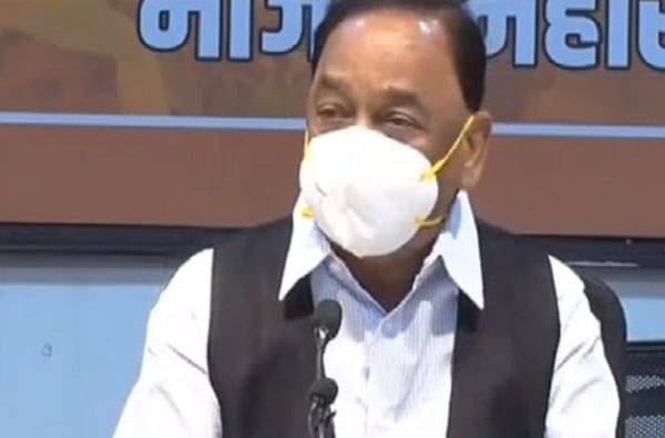 कंगना आली, सेनेचं नाक कापलं आणि घरी गेली, राणेंचा हल्ला, मुख्यमंत्र्यांवर टीकास्त्र कंगना आली, सेनेचं नाक कापलं आणि घरी गेली, राणेंचा हल्ला, मुख्यमंत्र्यांवर टीकास्त्र