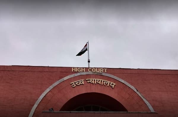 जादुई शक्ती असल्याचा दावा करणाऱ्या जाहिराती बेकायदेशीर : मुंबई उच्च न्यायालय