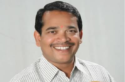 BJP MLA Abhimanyu Pawar Corona | भाजप आमदार अभिमन्यू पवार यांना कोरोनाची लागण, मुलालाही संसर्ग