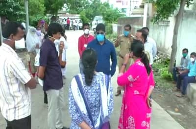 वर्ध्यात नवरदेवाला कोरोना, वऱ्हाडी अमरावतीला परतले, क्वारंटाईनसाठी प्रशासनाची वरात