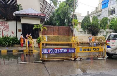 Bachchan Family Corona: जलसा, जनक, प्रतीक्षा आणि वस्ता, बच्चन कुटुंबाच्या बंगल्यातील 56 जण होम क्वारंटाईन