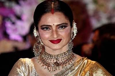 Actress Rekha Covid Test | ज्येष्ठ अभिनेत्री रेखा कोरोना चाचणी करणार