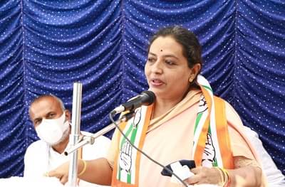 महाराष्ट्रात दिलदार मुख्यमंत्री, फडणवीसांना सत्ता गेल्याचं सहन होईना : यशोमती ठाकूर