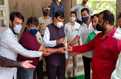 च्यवनप्राश घ्या, तंदुरुस्त व्हा, नंतर घराबाहेर पडा, मनसेचा नाशिकच्या महापौरांना सल्ला