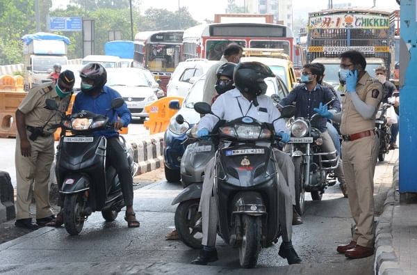 Pune Lockdown | पुण्यात लॉकडाऊनच्या पहिल्याच दिवशी हरताळ, 236 वाहनं जप्त