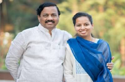 रायगडमध्ये लॉकडाऊनवरुन राजकीय मतभेद, काँग्रेस जिल्हाध्यक्षांचा तटकरे बापलेकीवर नाव न घेता निशाणा