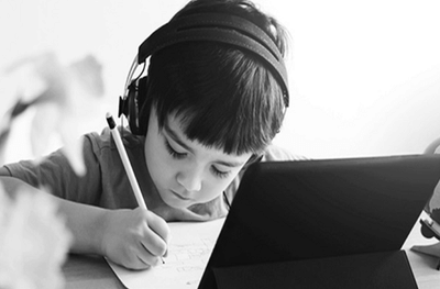 Online Education : ऑनलाईन शिक्षणाने अडचणीत भर, 43 टक्के दिव्यांग विद्यार्थी शिक्षण सोडण्याच्या विचारात : सर्व्हे