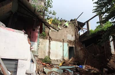 नाशिकमधील धोकादायक वाड्यांचा प्रश्न ऐरणीवर, 1 हजार 32 जुन्या वाड्यांना नोटीस