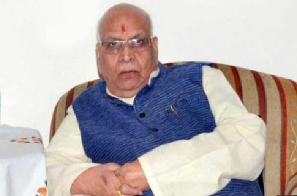 वाजपेयींचे निकटवर्तीय नेते, मध्य प्रदेशचे राज्यपाल लालजी टंडन यांचे निधन वाजपेयींचे निकटवर्तीय नेते, मध्य प्रदेशचे राज्यपाल लालजी टंडन यांचे निधन