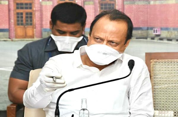 कोरोना रुग्णांना खाटा अपुऱ्या पडणार नाहीत याची दक्षता घ्या, उपमुख्यमंत्री अजित पवारांचे निर्देश