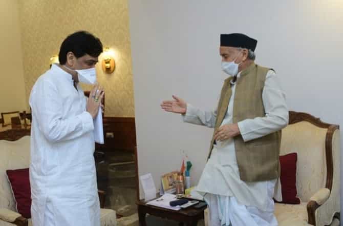 मंत्री अशोक चव्हाण राज्यपालांच्या भेटीला, काँग्रेस नेते सोनिया गांधींचीही भेट घेणार