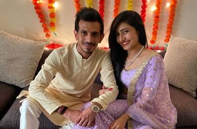 आपदा को अवसर में बदल डाला, युजवेंद्र चहलच्या साखरपुड्यावर सेहवागसह चाहत्यांकडून मीम्सचा पाऊस