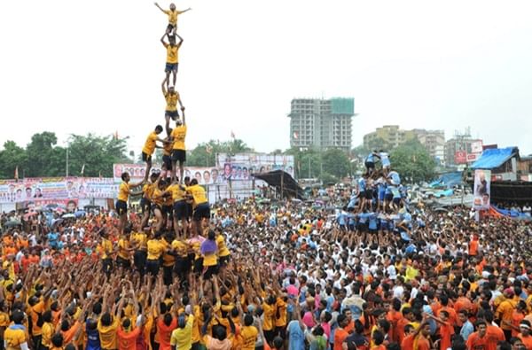 ना ढाक्कुमाकुमचा ताल, ना डीजेचा आवाज, दहीहंड्या रद्द करत गोविंदा पथकांचे स्तुत्य पाऊल