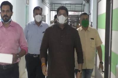 डॉक्टर म्हणाले इंजेक्शन घेऊन या, पण रुग्णालयात जागाच नाही, मनसे आमदाराकडून तेच इंजेक्शन आयुक्तांना भेट