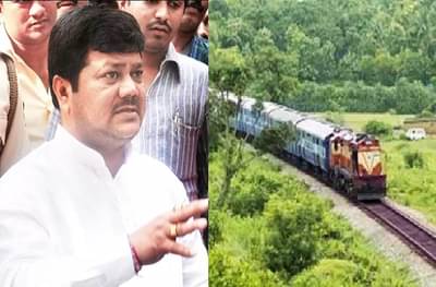 90 टक्के चाकरमानी कोकणात पोहोचल्यावर बस-ट्रेन सुरु, ही कसली चेष्टा? : दरेकर