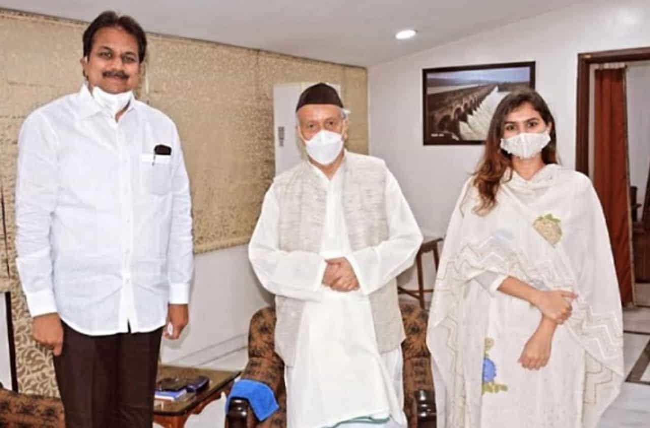 हर्षवर्धन पाटील कन्येसह राज्यपालांच्या भेटीला, अंकिता पाटील म्हणतात...