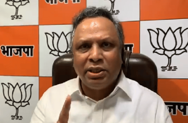 कलानगरचे पाणी ओसरते मुंबईचे का नाही?, आशिष शेलारांचा ठाकरेंना बोचरा सवाल