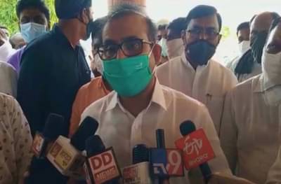 निधी वाटपावरुन काँग्रेसचे 11 नाराज आमदार उपोषणाच्या तयारीत, आरोग्य मंत्री राजेश टोपे म्हणतात...