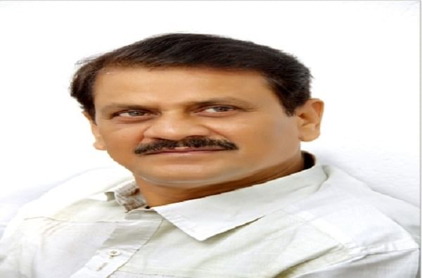 शिवसेना आमदार प्रकाश सुर्वे यांना कोरोना, अतिदक्षता विभागात उपचार शिवसेना आमदार प्रकाश सुर्वे यांना कोरोना, अतिदक्षता विभागात उपचार