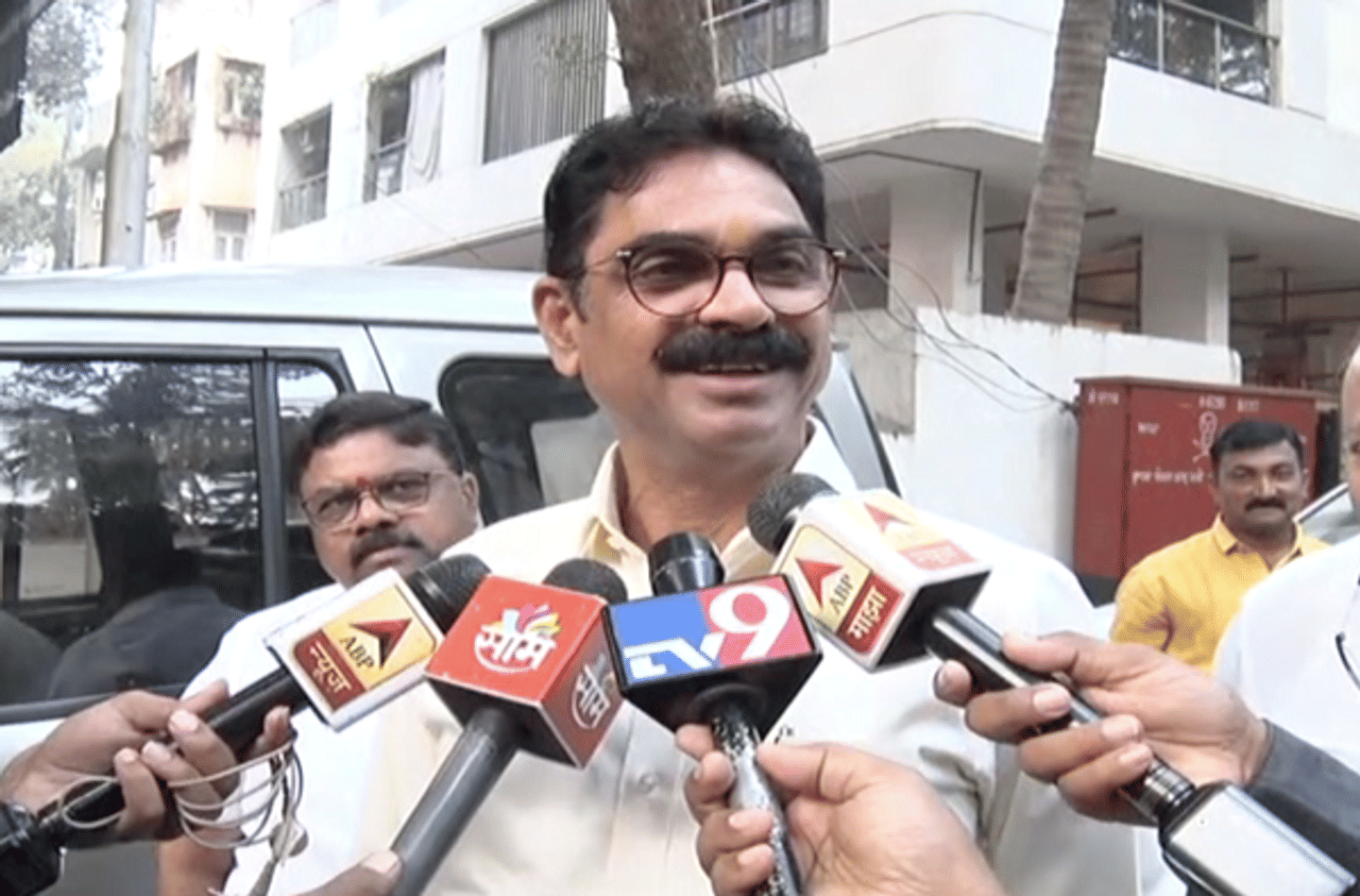 रेल्वे सुरू करा, मंदिरे उघडा, श्रेयही तुम्हीच घ्या, हवं तर आम्ही ढोल वाजवून स्वागत करू: नांदगावकर