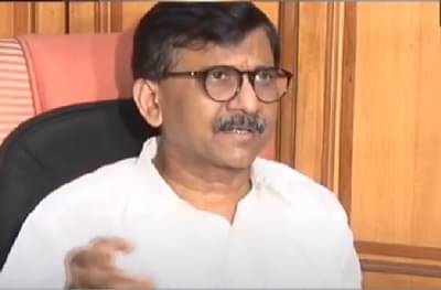 अंगावर याल तर खबरदार; आम्ही शमीच्या झाडावर शस्त्रं ठेवली नाहीत; राऊतांचा इशारा