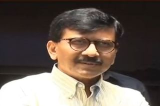 बिहारच्या मैदानात तेजस्वी, तर आयपीएलच्या मैदानात सूर्यकुमार, यादवांवर विजयाची भिस्त