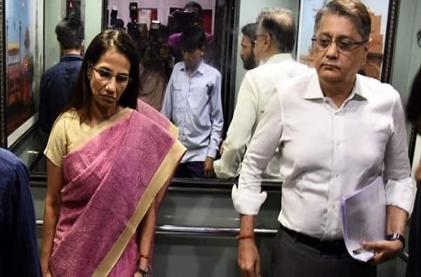 ICICI Bank Scam | आयसीआयसीआय बँकेच्या माजी सीईओ चंदा कोचर यांचे पती दीपक कोचर यांना अटक, ईडीची कारवाई