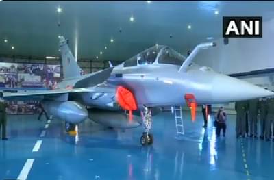 Rafale induction | राफेलचा राज्याभिषेक; राजनाथ सिंह, फ्रान्सच्या संरक्षण मंत्र्यांच्या उपस्थितीत राफेल विमानांचे पूजन