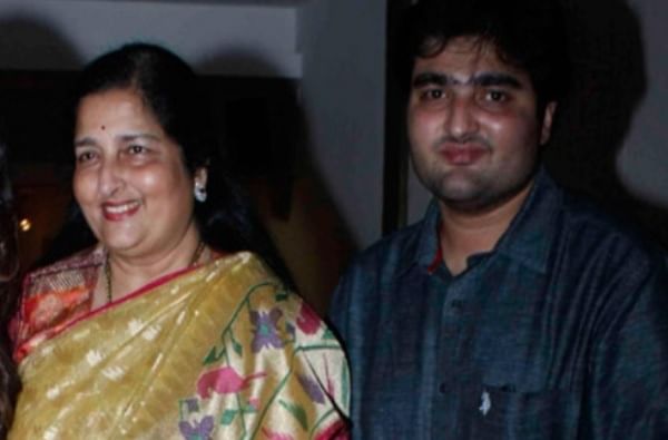 Aditya Paudwal | ज्येष्ठ गायिका अनुराधा पौडवाल यांचा मुलगा आदित्य पौडवालचे निधन Aditya Paudwal | ज्येष्ठ गायिका अनुराधा पौडवाल यांचा मुलगा आदित्य पौडवालचे निधन